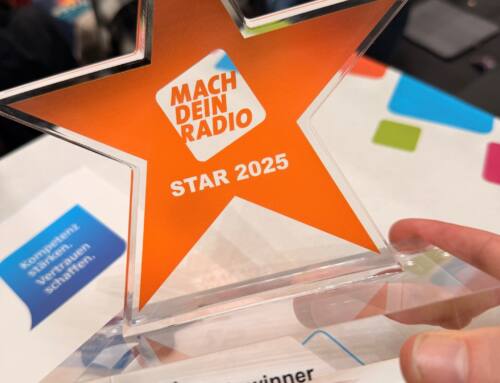 Großer Erfolg bei den „MACH DEIN RADIO STARS 2025“: SABEL Realschule Nürnberg räumt Hauptpreis ab!